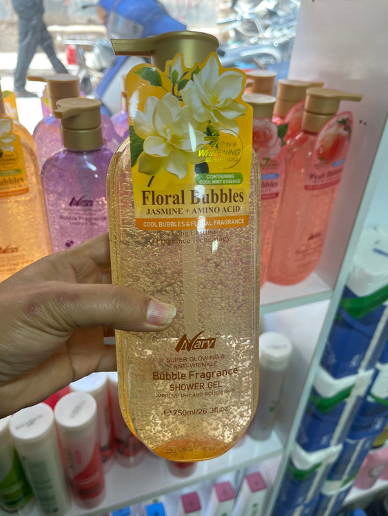 شامپو بدن روشنکننده و ضدچروک ناری (Nary) حاوی آمینو اسید و یاس حجم ۷۵۰ میل