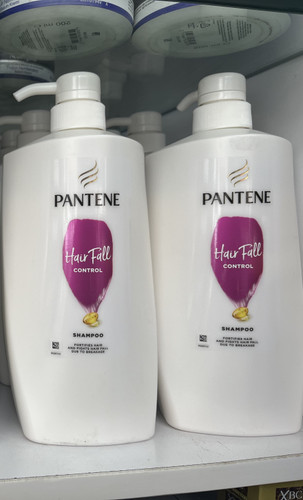 شامپو ضد ریزش پنتن مدل Hair Fall Control (بستهبندی پمپی) حجم900 میلیلیتر