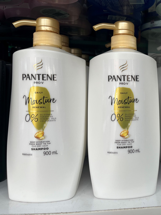 شامپو آبرسان روزانه پنتن مدل Daily Moisture Renewal حجم ۹۰۰ میلیلیتر (بستهبندی پمپی)
