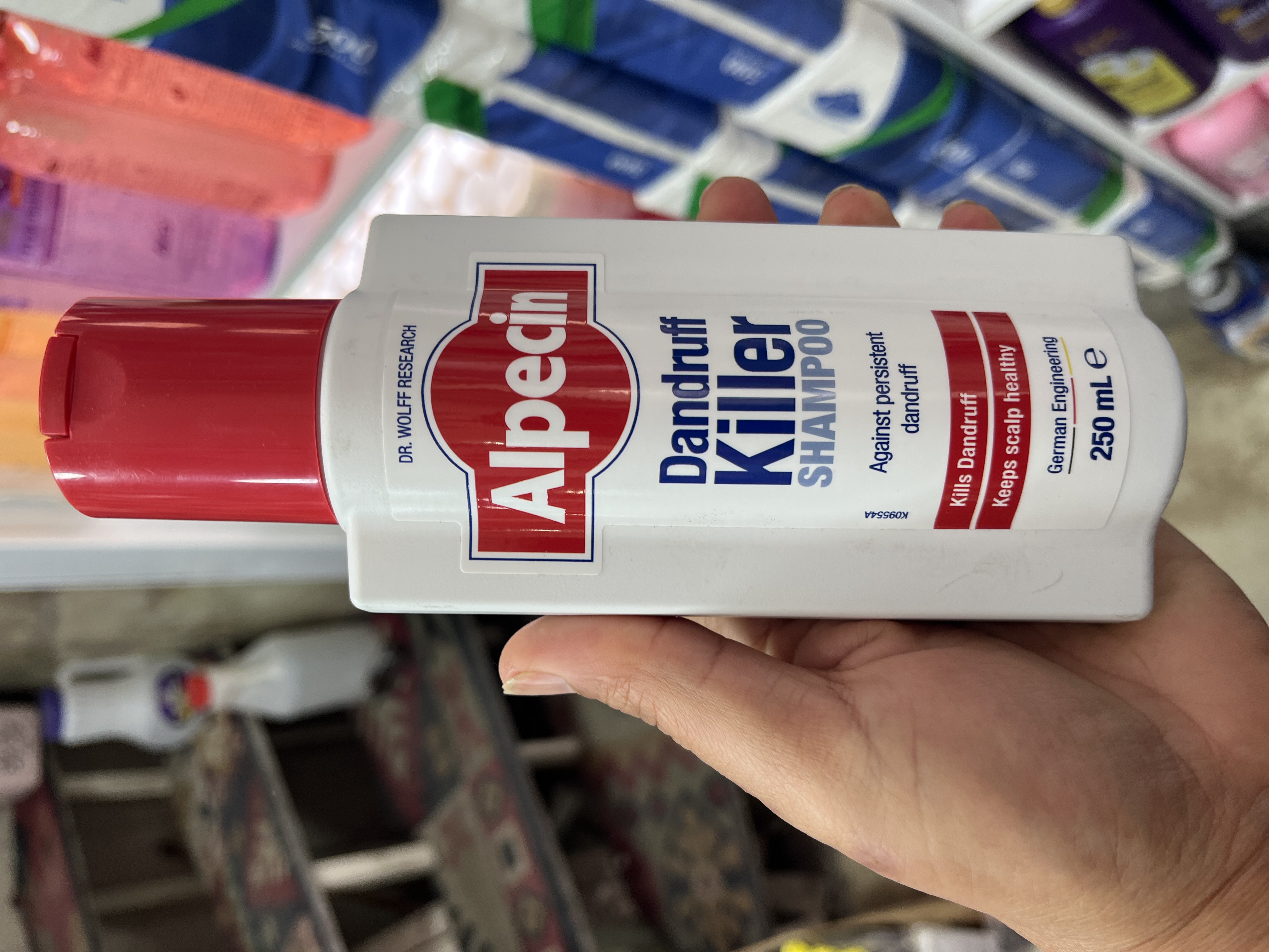 شامپو ضد شوره قوی آلپسین (Alpecin) مدل Dandruff Killer حجم ۲۵۰ میلیلیتر