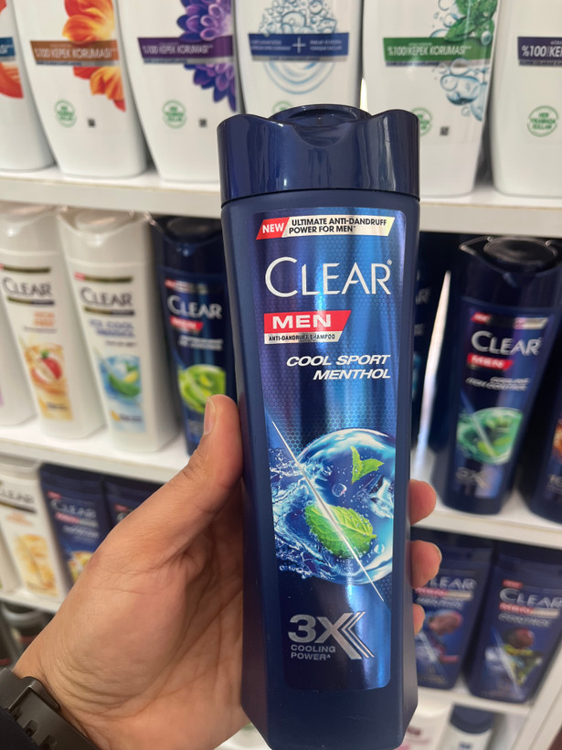 شامپو ضد شوره کلیر مردانه (Clear Men) مدل Cool Sport Menthol حجم ۳۱۵ میلیلیتر