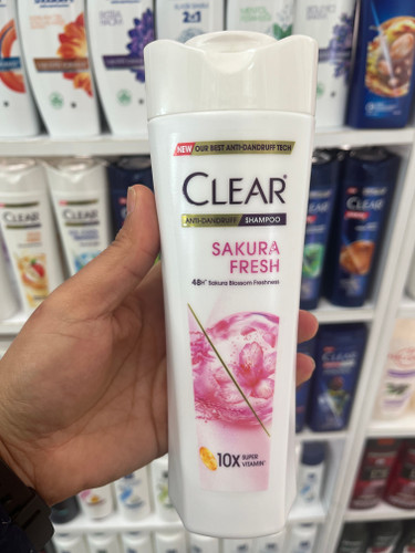 شامپو ضد شوره کلیر (Clear) مدل Sakura Fresh حجم ۳۱۵ میلیلیتر