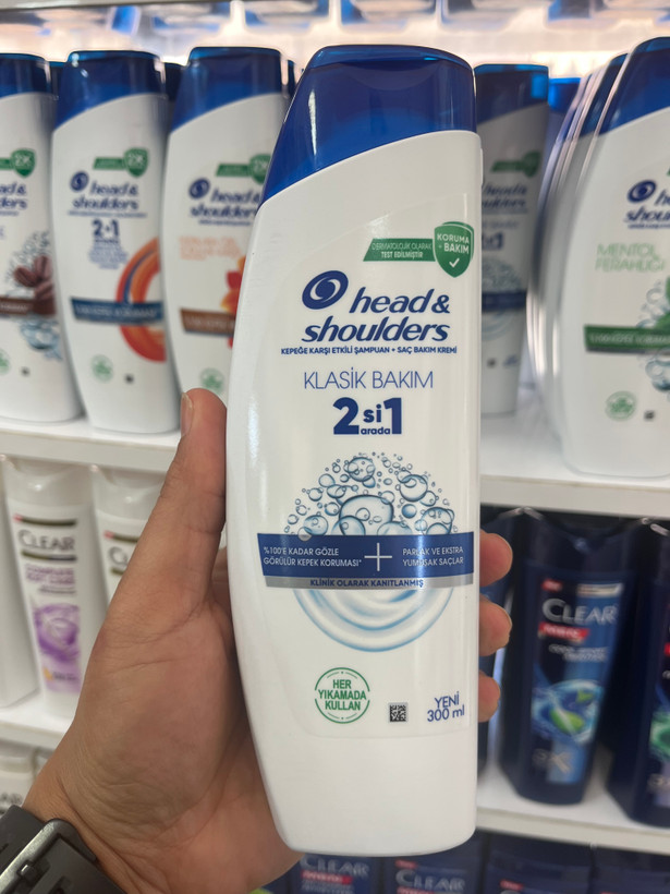 شامپو و نرمکننده ۲ در ۱ هد اند شولدرز (Head & Shoulders) مدل Klasik Bakım حجم ۳۰۰ میلیلیتر