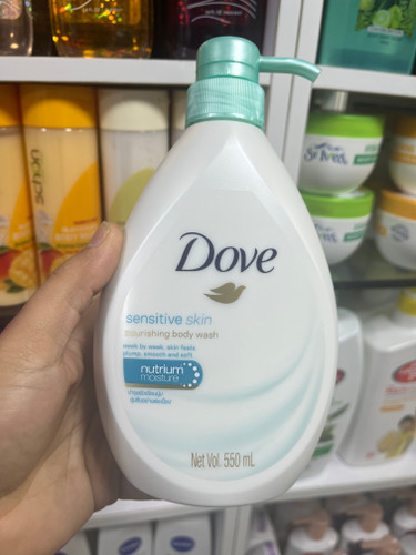 شامپو بدن داو (Dove) مخصوص پوستهای حساس حجم ۵۵۰ میلیلیتر