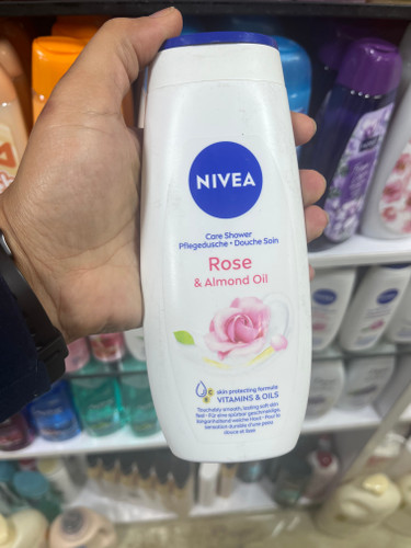 شامپو بدن کرمی نیوآ (NIVEA) مدل Rose & Almond Oil – حاوی روغن بادام و ویتامین E