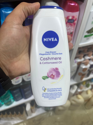 شامپو بدن نیوآ (NIVEA) مدل Cashmere & Cottonseed Oil – حاوی روغن پنبهدانه و ویتامین E