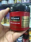 ماسک موی تخصصی ترسمه (TRESemmé) مدل Keratin Smooth شماره ۳ – حجم ۱۸۰ میلیلیتر