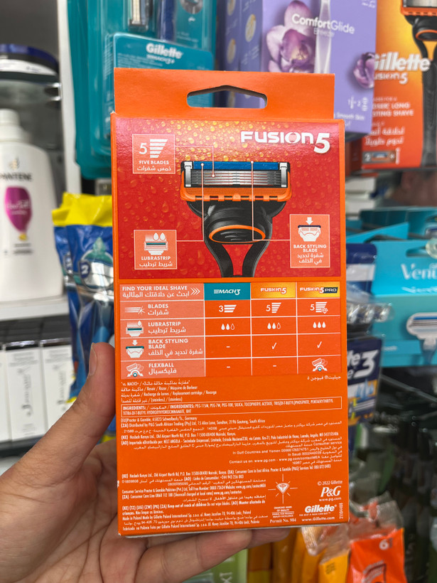 خودتراش ژیلت (Gillette) مدل Fusion5 (فیوژن ۵) به همراه ۲ عدد تیغ یدک - اصل لهستان