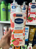 لوسیون بدن آبرسان وازلین (Vaseline) مدل Superfood Freshlock حاوی عصاره گریپفروت و ویتامین A –500 میلیلیتر