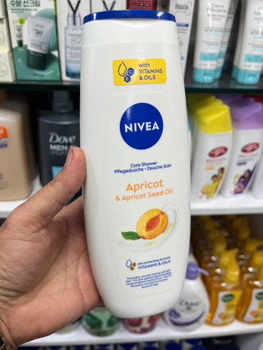 شامپو بدن نیوآ (NIVEA) مدل زردآلو و روغن هسته زردآلو - حاوی ویتامینهای مغذی (حجم ۵۰۰ میلیلیتر)