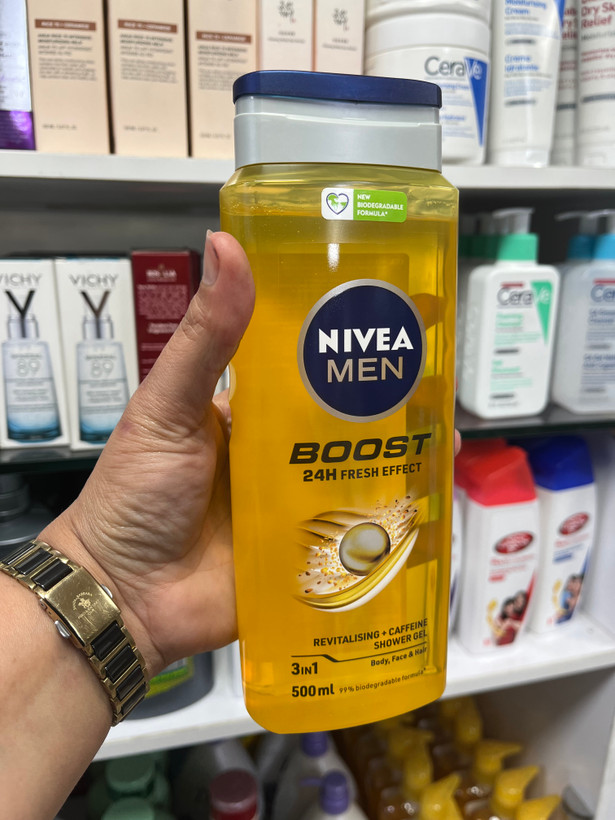 شامپو سر و بدن مردانه نیوآ (NIVEA MEN) مدل بوست (Boost) - حاوی کافئین و ویتامین (حجم ۵۰۰ میلیلیتر)