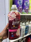 مایع نرمکننده لباس لنور (Lenor) مدل پشن (Passion) - رایحه گلهای لوکس و توت قرمز (۵۶ بار شستشو) - ۱.۱۷ لیتر