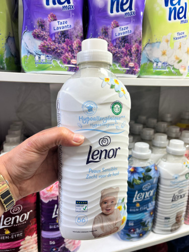 نرمکننده لباس کودک و پوستهای حساس لنور (Lenor) مدل Peaux Sensibles - (۵۶ بار شستشو) - ۱.۴ لیتری