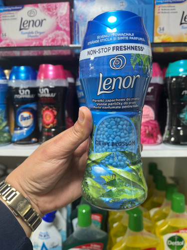 دانههای خوشبوکننده لباس لنور (Lenor) مدل Dewy Blossom - وزن ۲۱۰ گرم