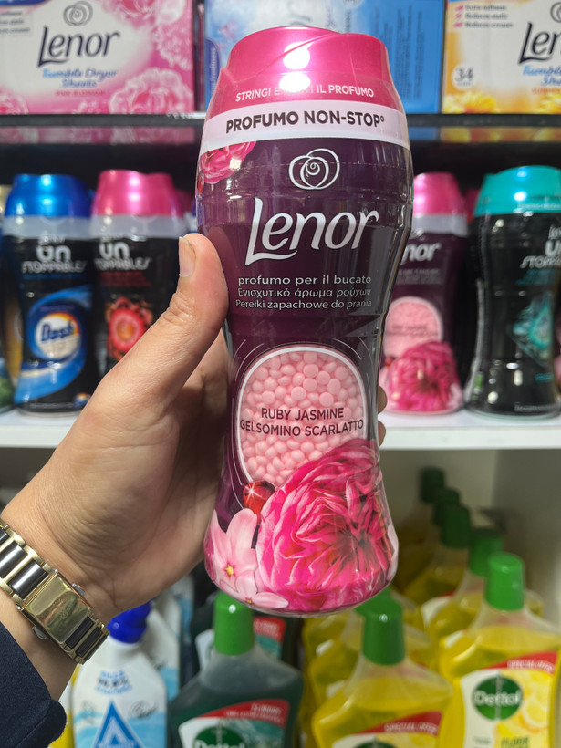 دانههای خوشبوکننده لباس لنور (Lenor) مدل Ruby Jasmine - وزن ۲۱۰ گرم