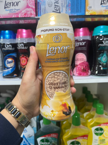 دانههای خوشبوکننده لباس لنور (Lenor) مدل Oro e Fiori di Vaniglia (وانیل طلایی) - ۲۱۰ گرم