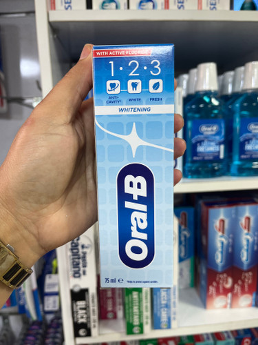 خمیر دندان اورال-بی (Oral-B) مدل 1.2.3 Whitening - حجم ۷۵ میلیلیتر