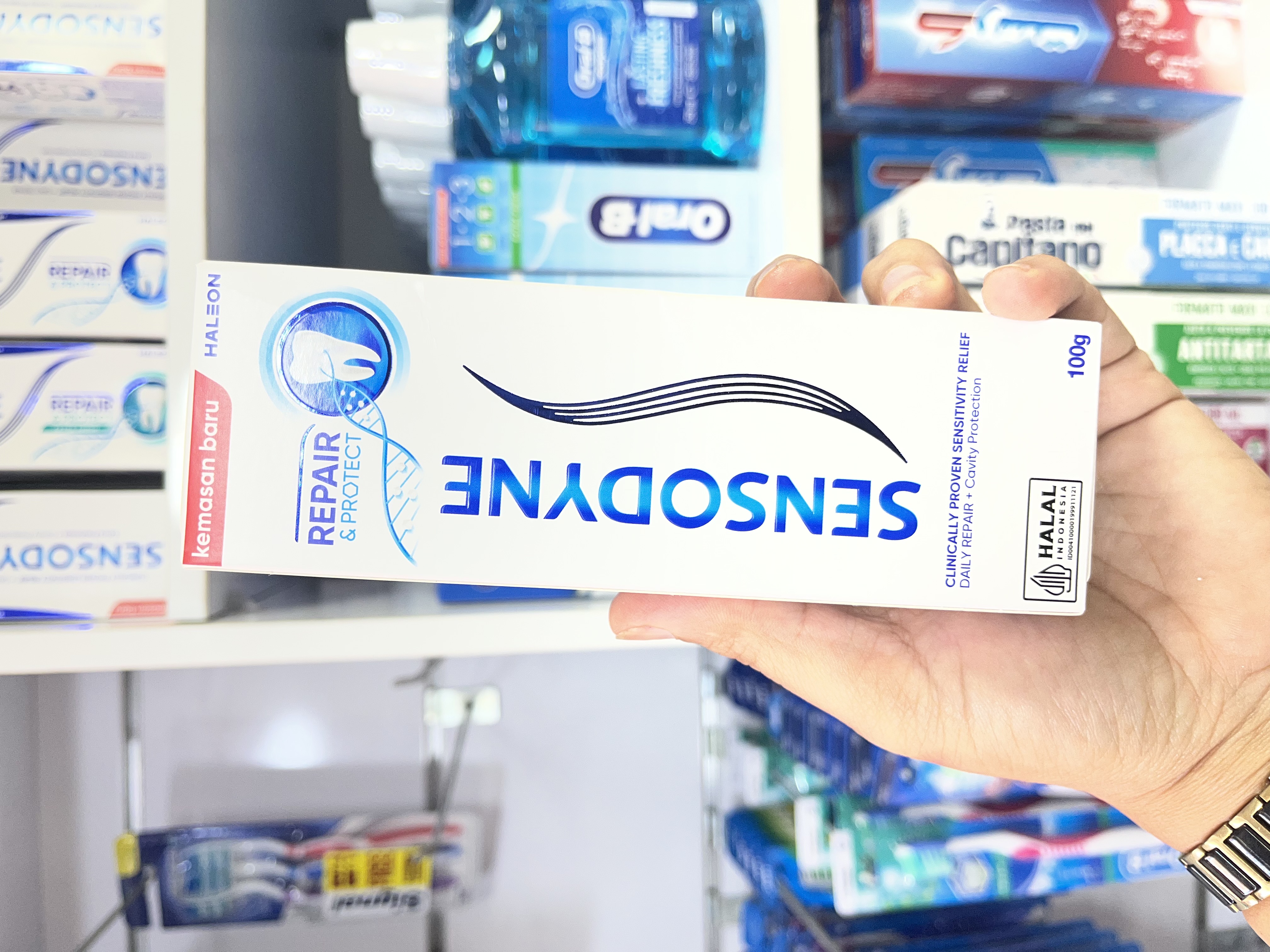 خمیر دندان سنسوداین (Sensodyne) مدل Repair & Protect - ترمیم روزانه و ضد پوسیدگی - حجم ۱۰۰ گرم