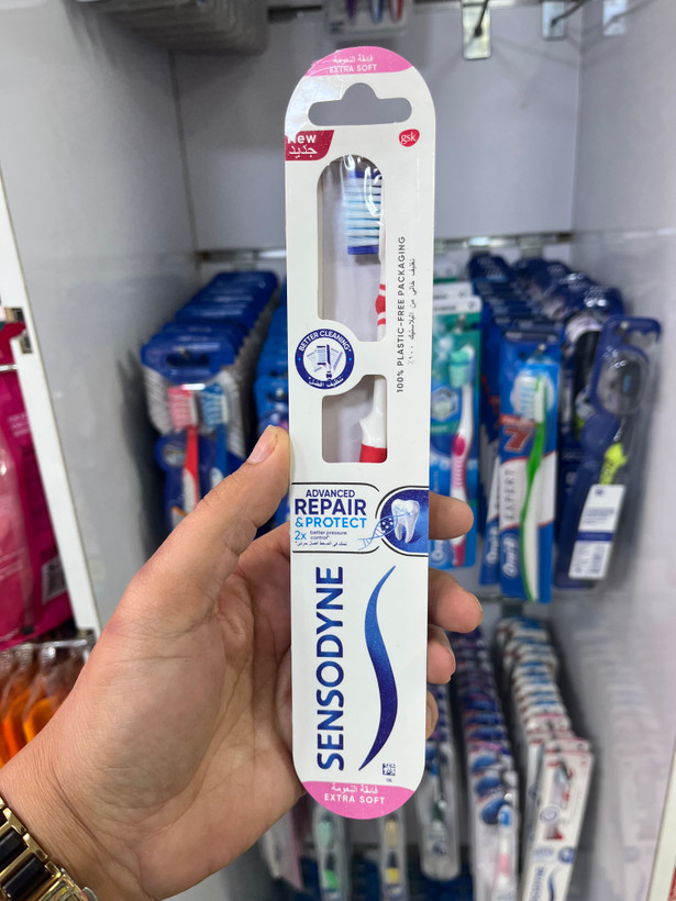 مسواک سنسوداین (Sensodyne) مدل ادونسد ریپیر اند پروتکت - فوق نرم، کنترل فشار هوشمند و پاککننده عمیق