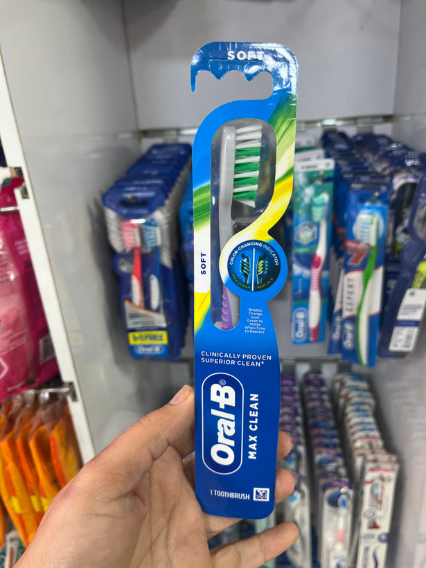 مسواک اورال-بی (Oral-B) مدل مکس کلین - الیاف نرم با نشانگر تعویض هوشمند و پاککننده برتر