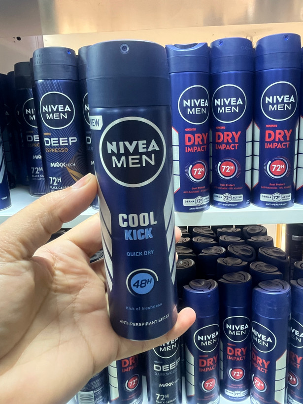 اسپری ضد تعریق مردانه نیوآ (Nivea Men) مدل کول کیک (Cool Kick) - خشکی سریع، ۴۸ ساعته