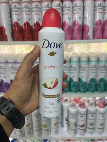 اسپری ضدتعریق زنانه داو مدل Go Fresh (گو فرش) - رایحه سیب و چای سفید - بدون الکل (حجم ۲۵۰ میل)