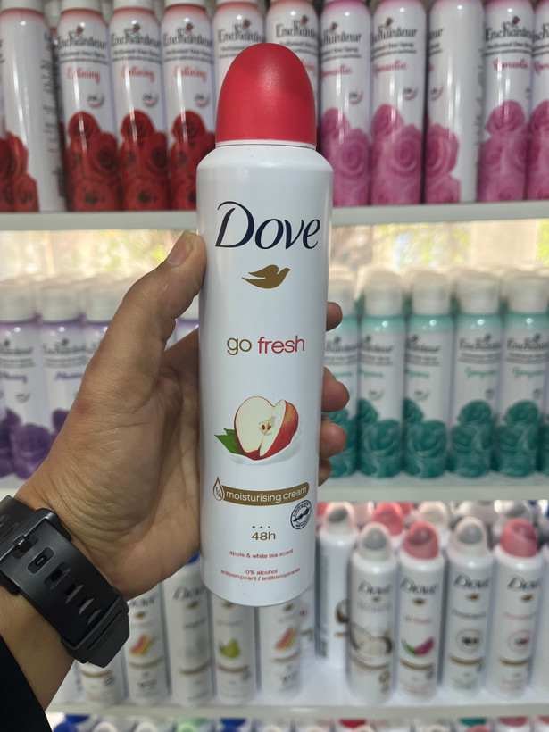 اسپری ضدتعریق زنانه داو مدل Go Fresh (گو فرش) - رایحه سیب و چای سفید - بدون الکل (حجم ۲۵۰ میل)