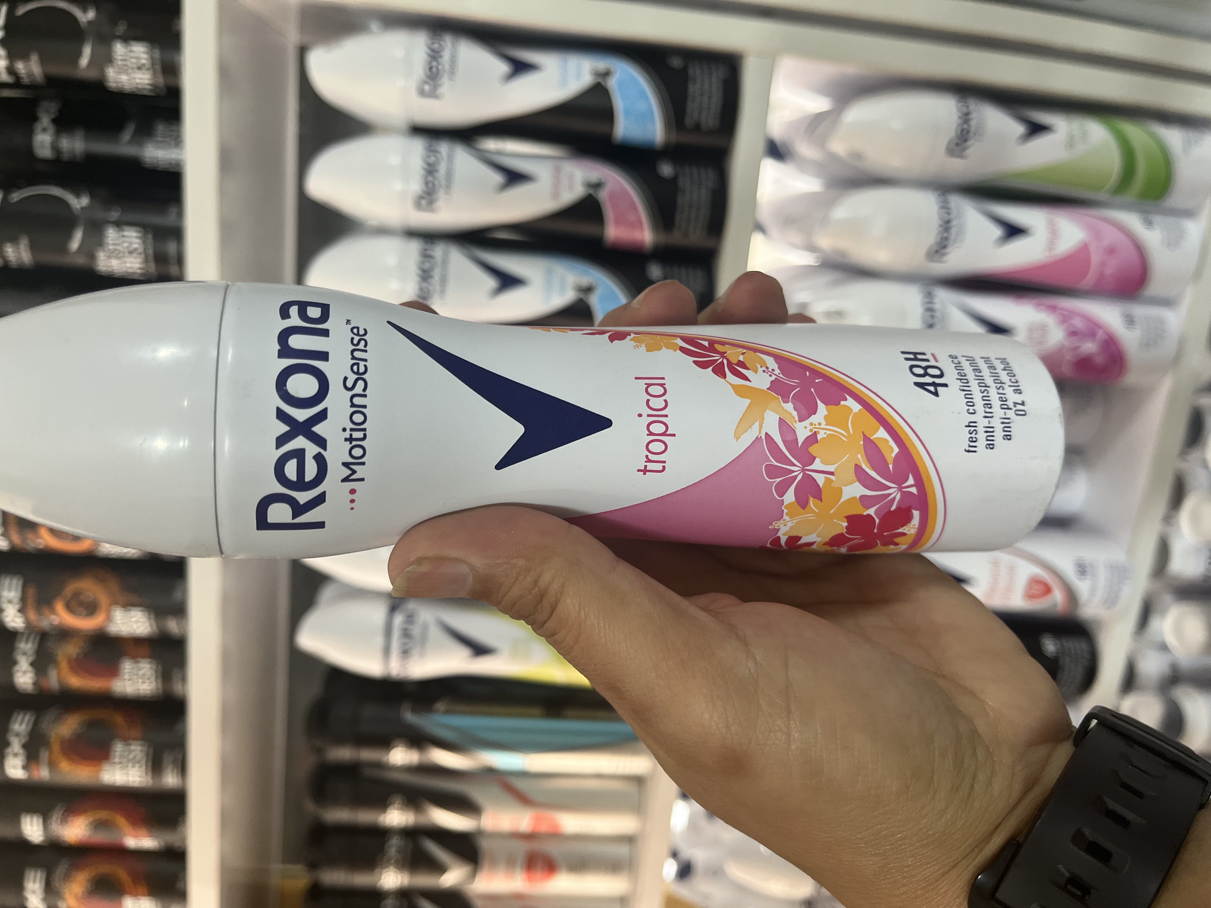 اسپری Rexona مدل اعتماد به نفس تازه رایحه گرمسیری اصل - حجم200 میل
