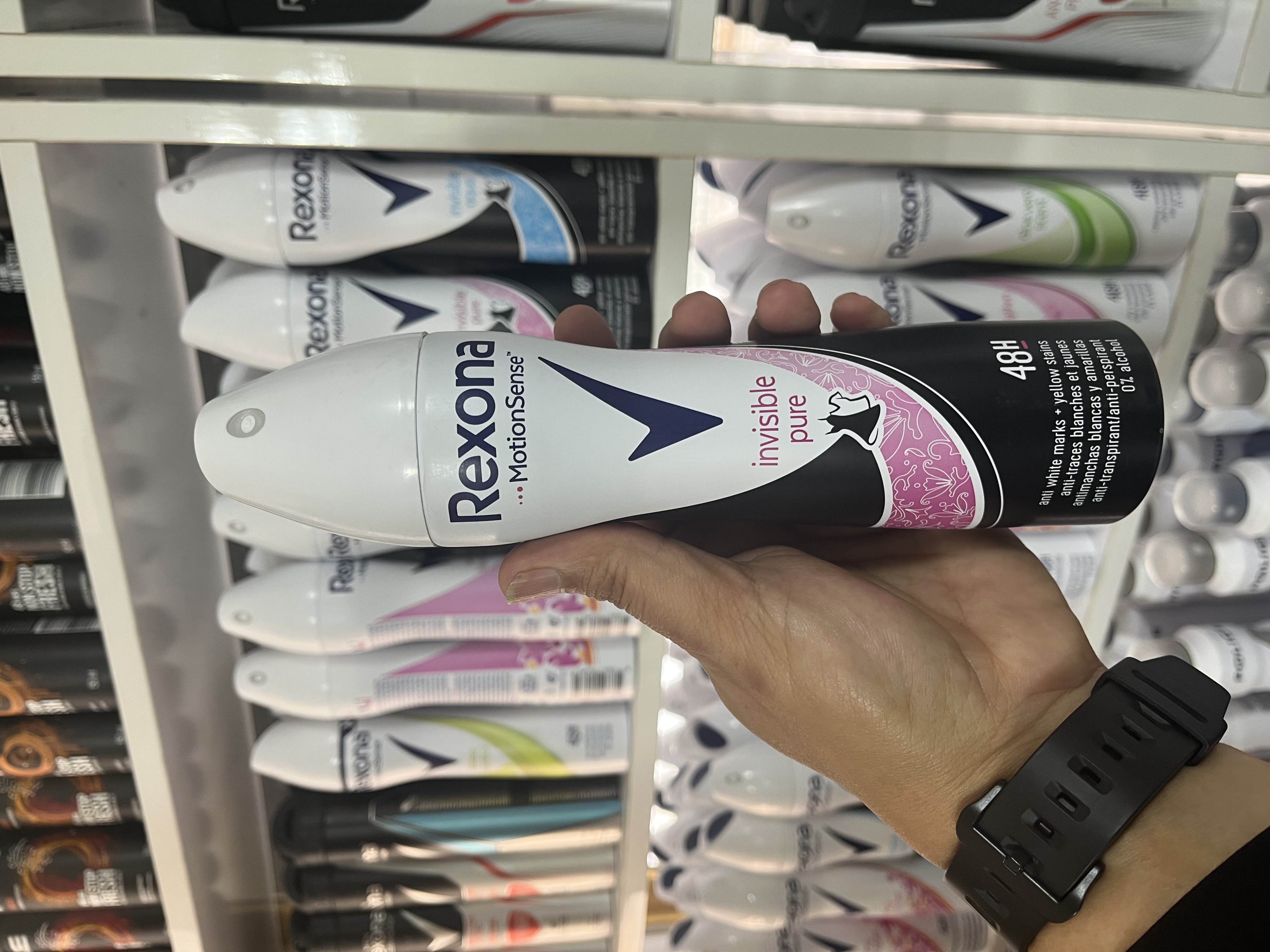 اسپری ضدتعریق Rexona مدل نامرئی با رایحه دریایی ضد لک - 200 میلی‌لیتر