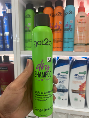 شامپو خشک گاتتوبی (got2b) مدل Extra Fresh با رایحه سیب و چوب صندل حجم ۲۰۰ میل