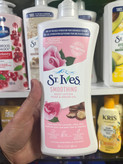 لـوسـیـون بـدن نـرمکـنـنـده سـنـت ایـوز (St. Ives) مـدل گل رز و روغـن آرگـان