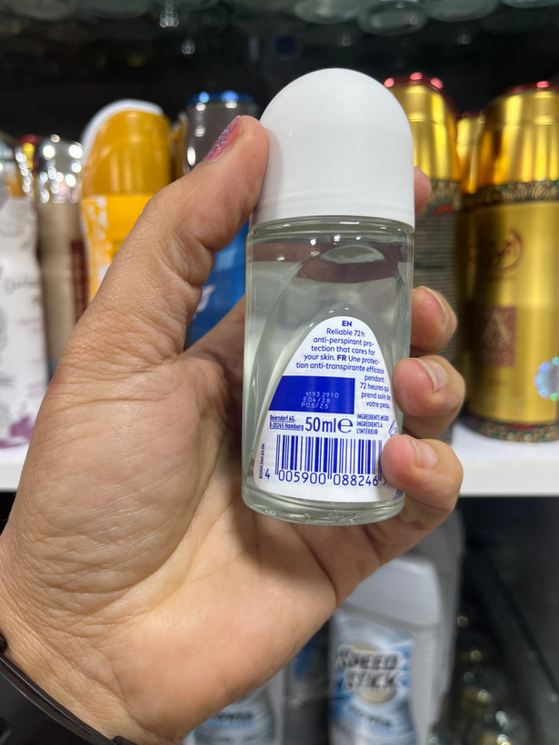 مـام رول زنانه نـیـوآ (Nivea) مـدل Black & White Invisible Clear حـجـم ۵۰ مـیـل