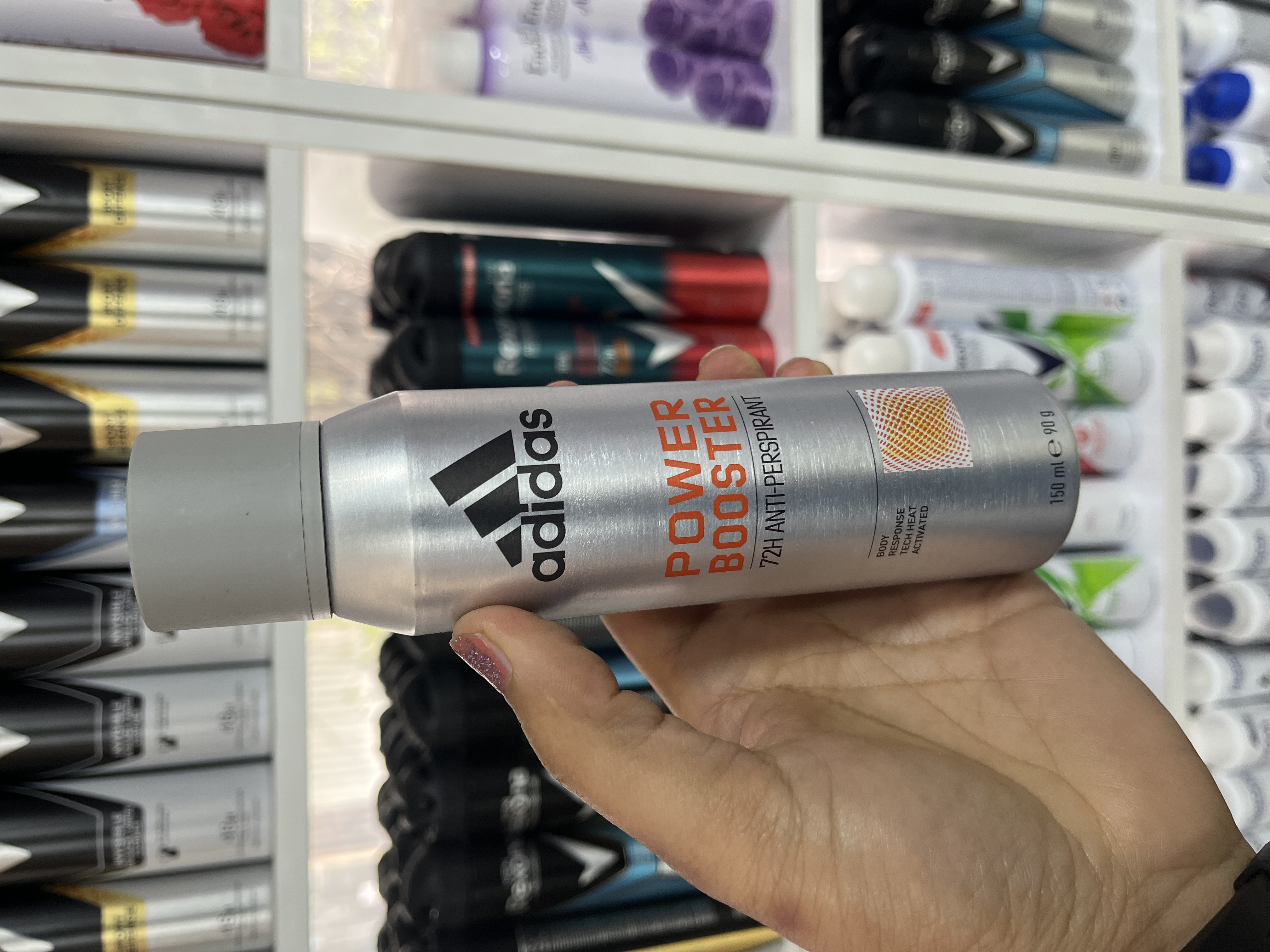 اسـپـری ضـدتـعـریـق ۷۲ سـاعـته آدیـداس (Adidas) مـدل Power Booster حـجـم ۱۵۰ مـیـل
