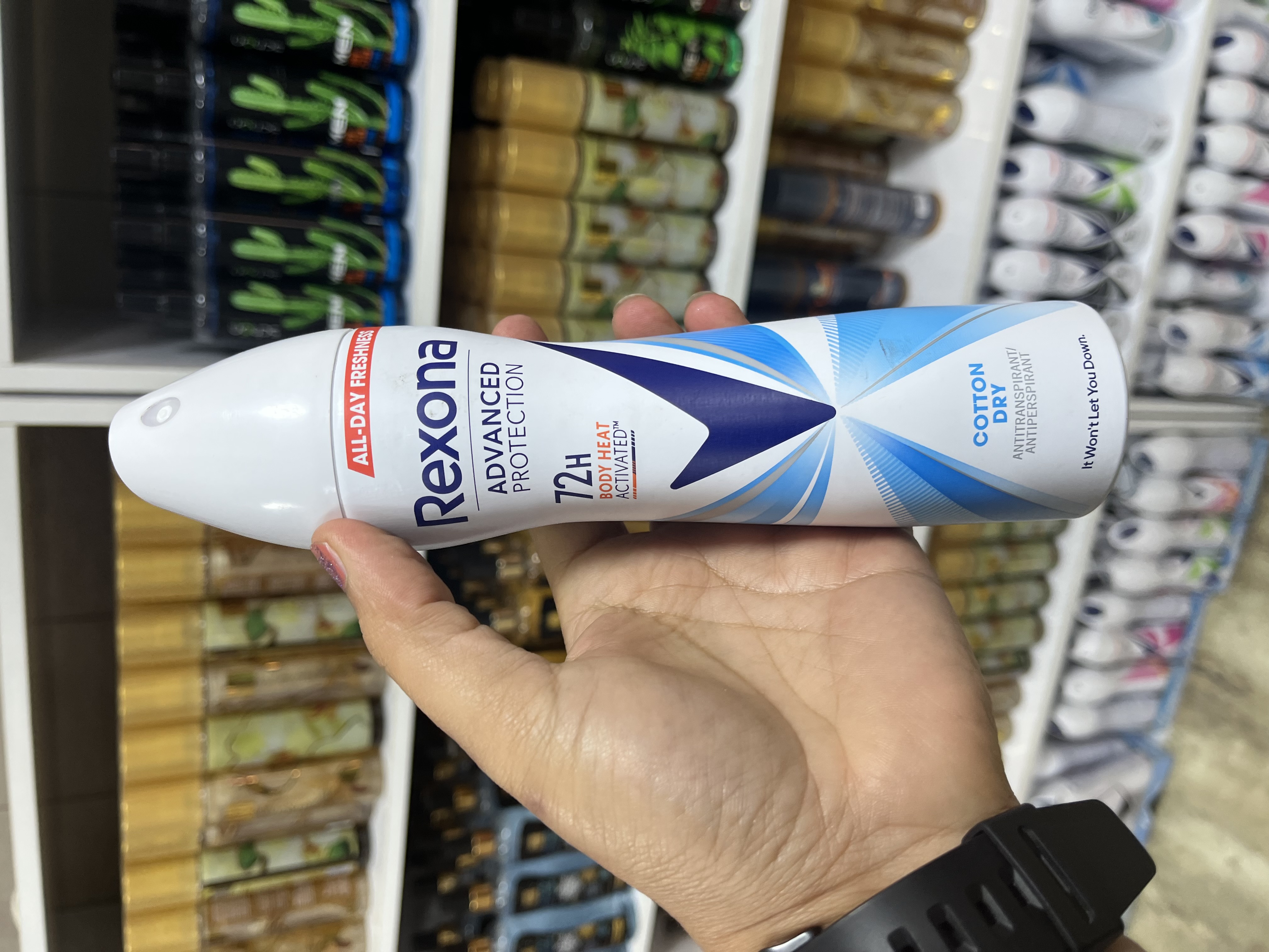اسـپـری ضـدتـعـریـق مـردانه رکسـونـا (Rexona) مـدل Advanced Protection Cotton Dry حـجـم ۲۰۰ مـیـل