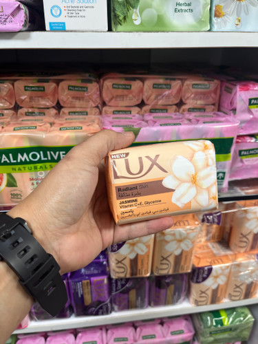 صـابـون لـوکـس (LUX) مـدل Radiant Skin با عصاره یاس و ویتامین C و E - حـجـم ۱۷۰ گـرم