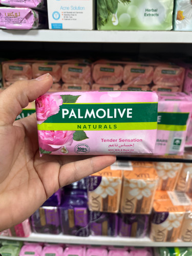 صـابـون طـبـیـعی پـالـمـولـیـو (Palmolive) مـدل Tender Sensation حـاوی شـیـر و روغـن رُز - ۱۷۰ گـرم