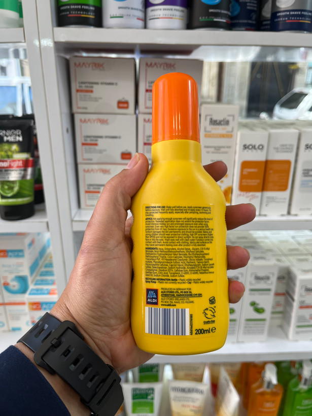 اسپری ضدآفتاب کودکان لاکورا (Lacura) مدل Coloured - SPF 50+ بسیار قوی - ۲۰۰ میلیلیتر