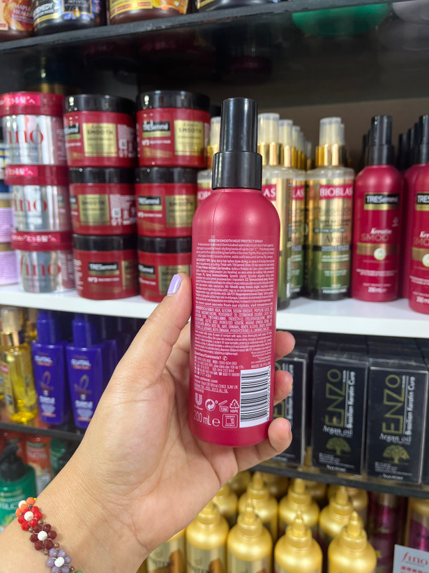 اسپری محافظ حرارتی ترسمه (TRESemmé) مدل Keratin Smooth – ۲۰۰ میلیلیتر (ساخت لهستان)